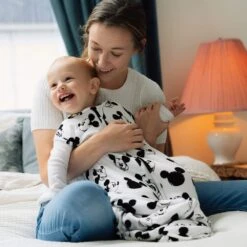 Disney Mickey Mouse Sketch Sleep Bag By Milk Snob -Disney Shop 4400058760109 2