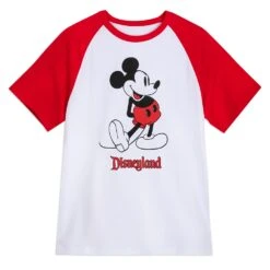 Mickey Mouse Standing Family Matching T-Shirt For Adults β Disneyland