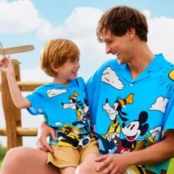 Disney Mickey Mouse And Friends Woven Shirt For Adults – Mickey & Co. -Disney Shop 5205106880233 1